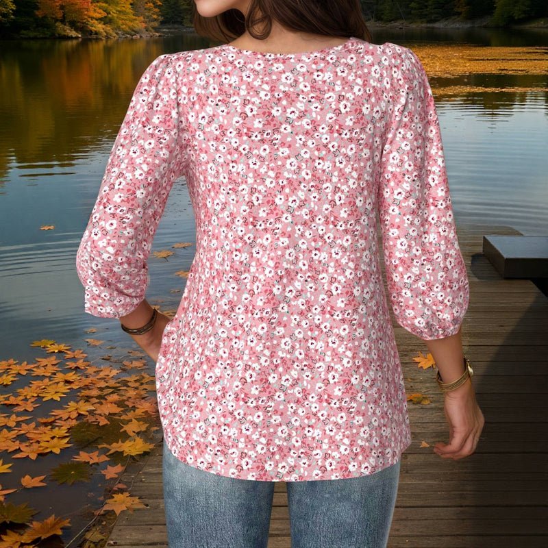 Blommönstrad Blus i Bomull och Polyester för Dam – Trekvartsärm och V - ringning - STILUNA