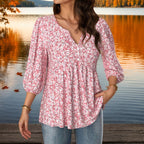 Blommönstrad Blus i Bomull och Polyester för Dam – Trekvartsärm och V - ringning - STILUNA