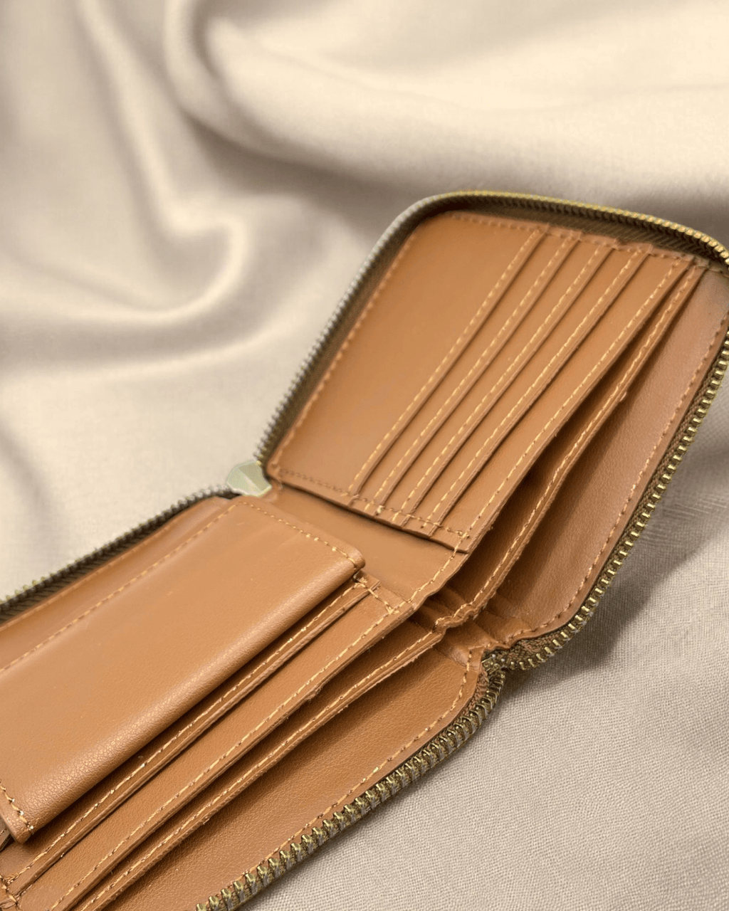 Kochi Small Zip Wallet - STILUNA