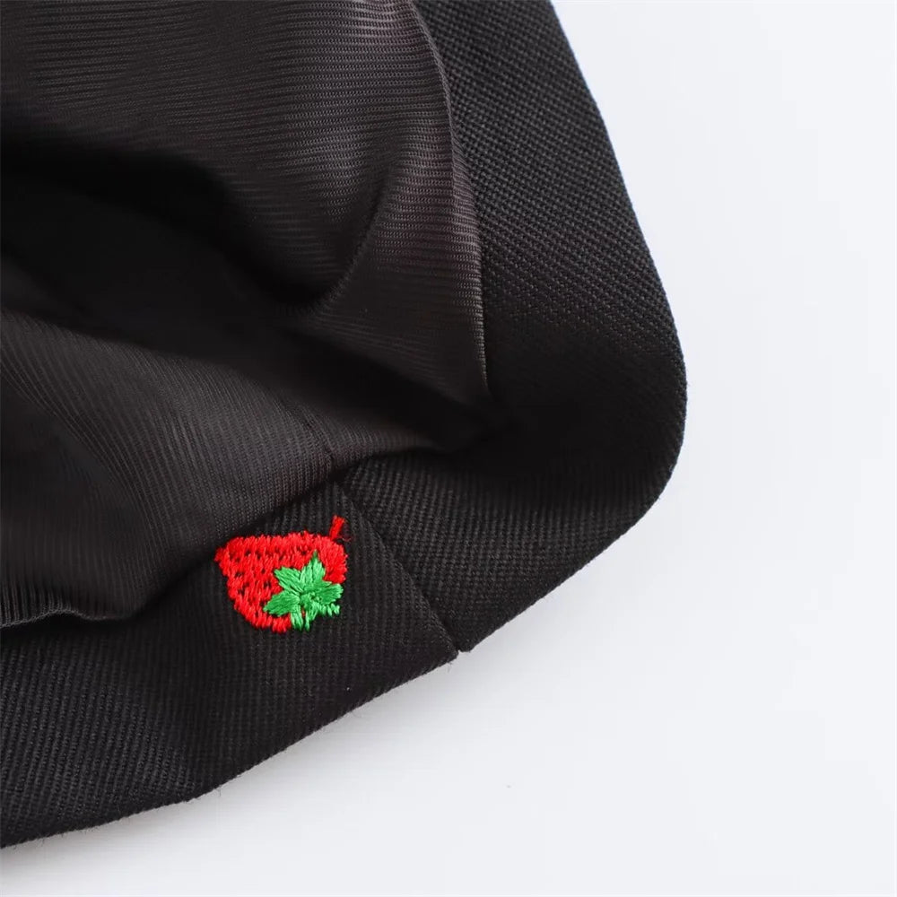 Kvinnors Casual Retro Jordgubbsbroderad Kavaj och Hög Midja Mini Kjol Mode Set: Lås Upp Stil och Komfort för Moderna Kvinnor - STILUNA