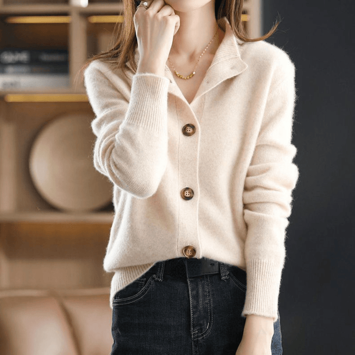 Lyxig Stickad Cardigan med Retro Krage i Cashmere – Tidlös Elegans och Avslappnad Passform - STILUNA