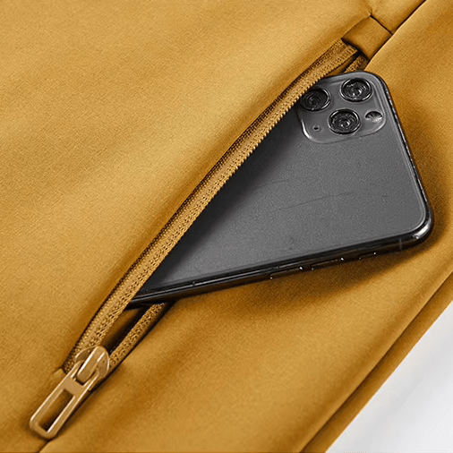 Mjuk Softshell Jacka med Vattentålig Stretch och Justerbar Huva – Andningsbar och Vindtålig, Skräddarsydd Passform, Flera Färger och Storlekar - STILUNA