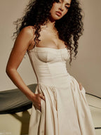 Sommardress för Damer – Elegant Ärmlös Rygglös Plisserad Midi Klänning - STILUNA