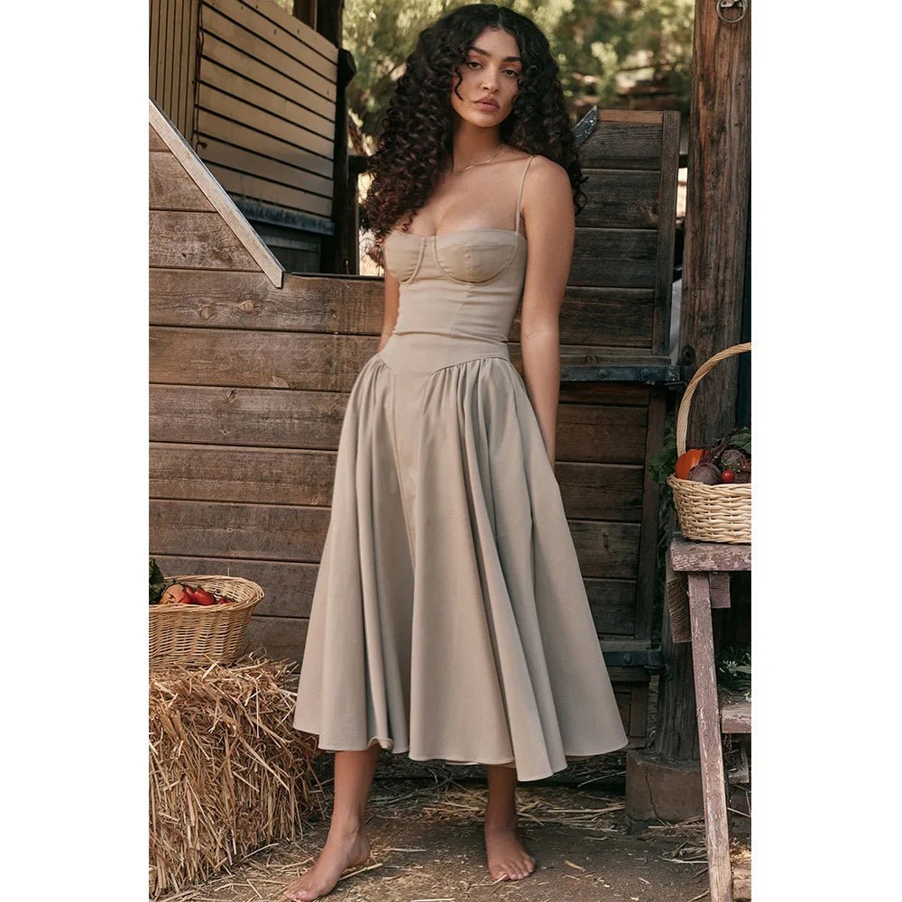 Sommardress för Damer – Elegant Ärmlös Rygglös Plisserad Midi Klänning - STILUNA