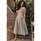 Sommardress för Damer – Elegant Ärmlös Rygglös Plisserad Midi Klänning - STILUNA